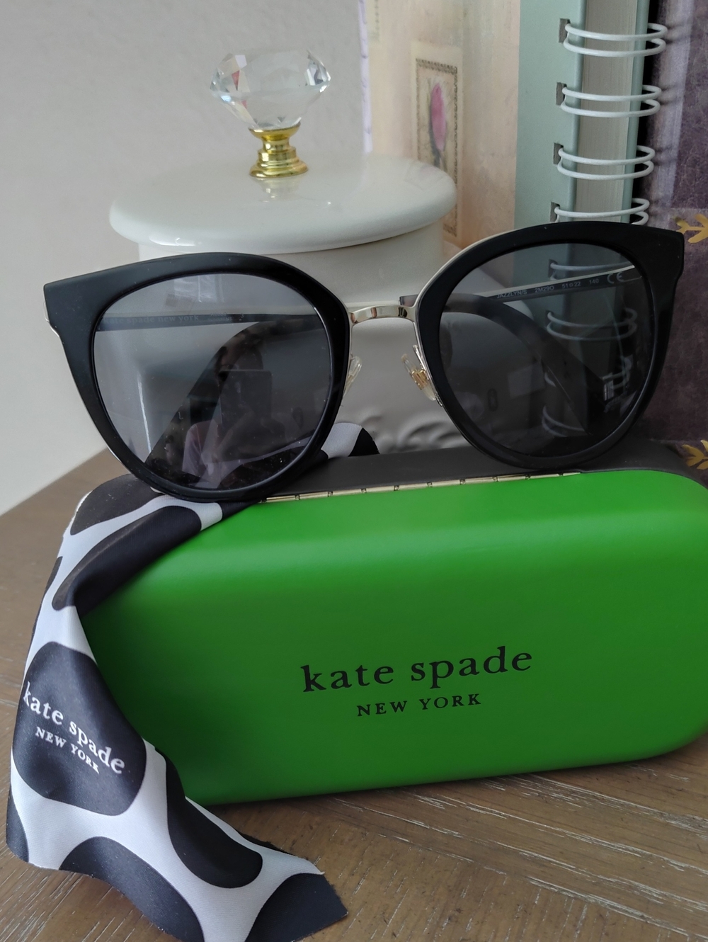 NWOT Kate Spade "Hello Sunshine" Cat Eye sunglasses, includes case